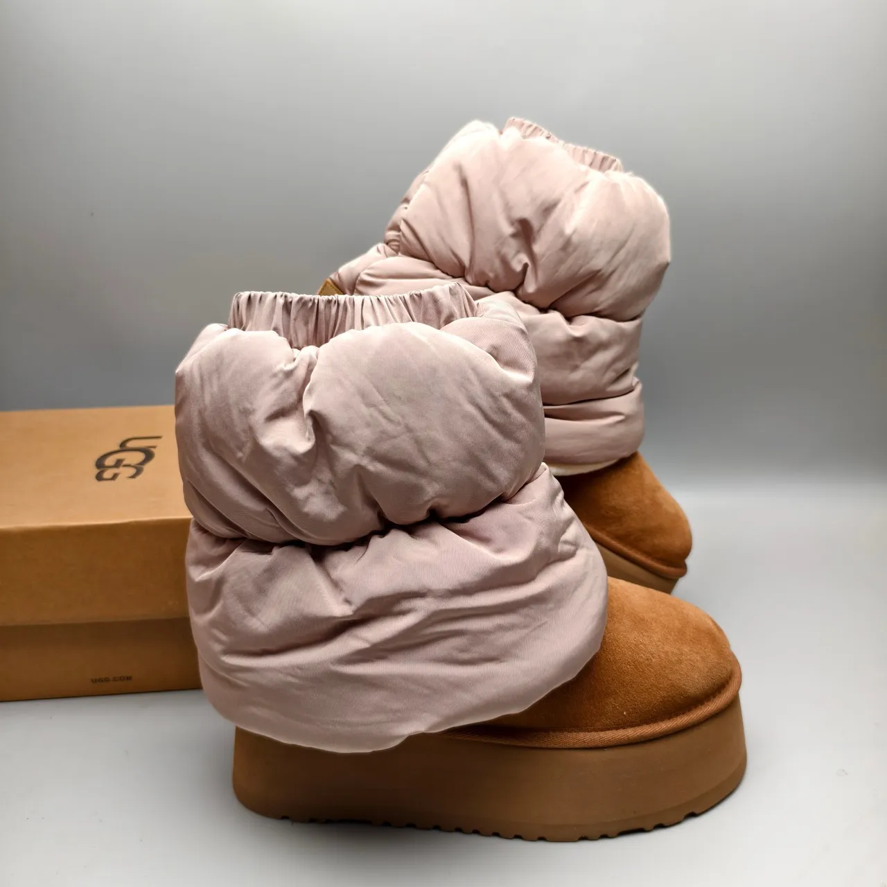 UGG Beige Brown Platform Sole Gathered Fabric Shaft Snow Boots 6