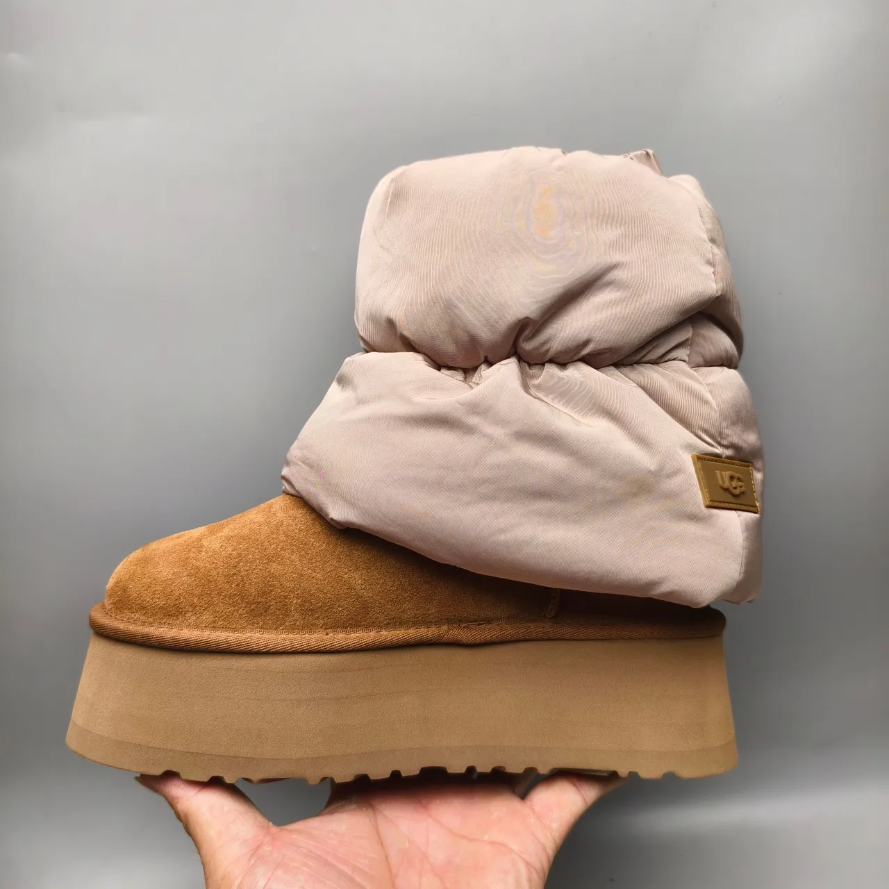 UGG Beige Brown Platform Sole Gathered Fabric Shaft Snow Boots 7
