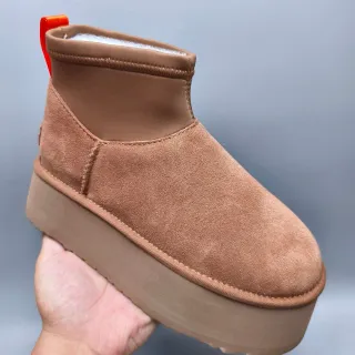 UGG بني برتقالي أبو الهوا أعلى عنق مرن حذاء ثلج