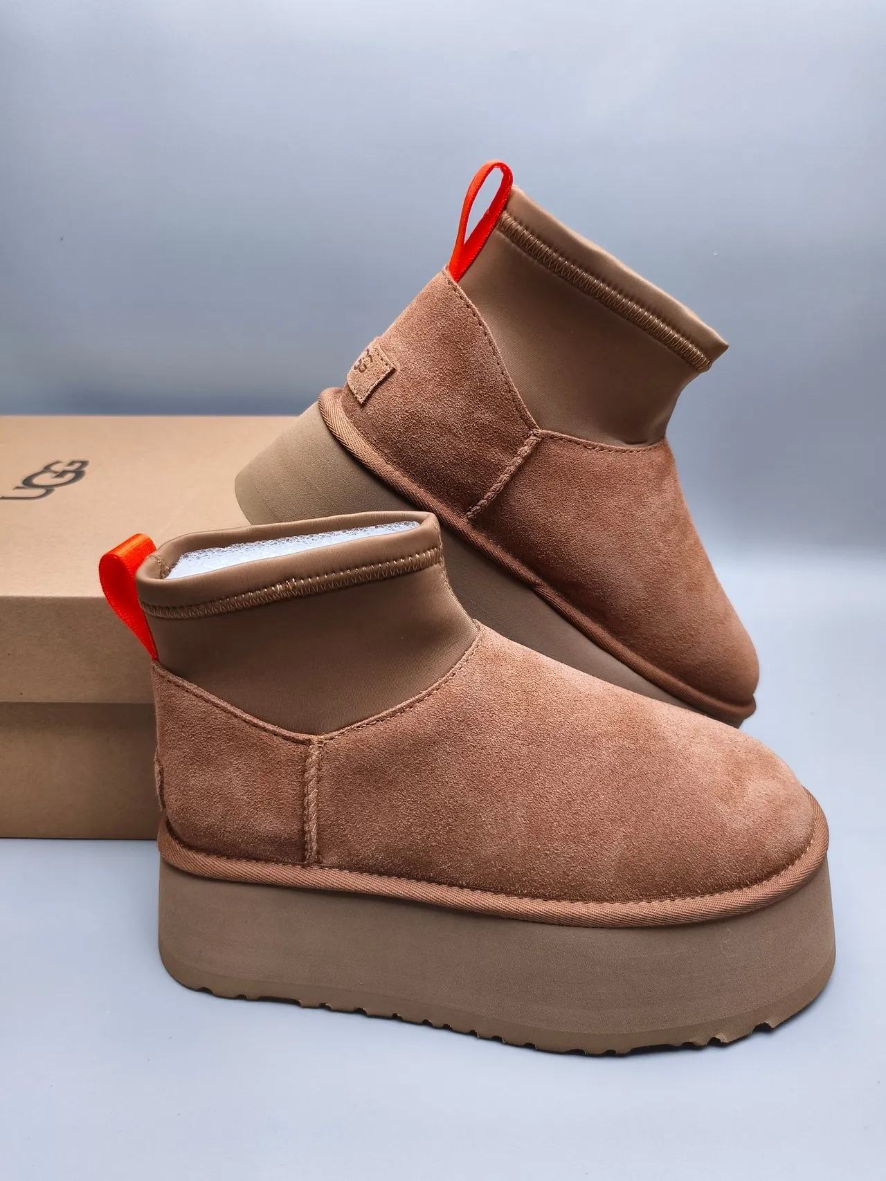 UGG Marron Orange Daim Supérieur Col Élastique Bottes de Neige 6