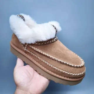 UGG 棕白麂皮鞋面 羊毛内衬护口雪靴