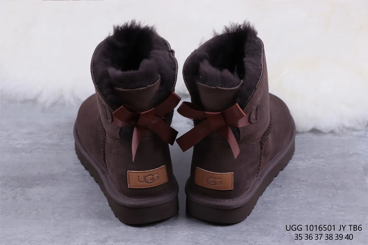 UGG Classic Mini Bow Chocolate Brown 雪靴 8