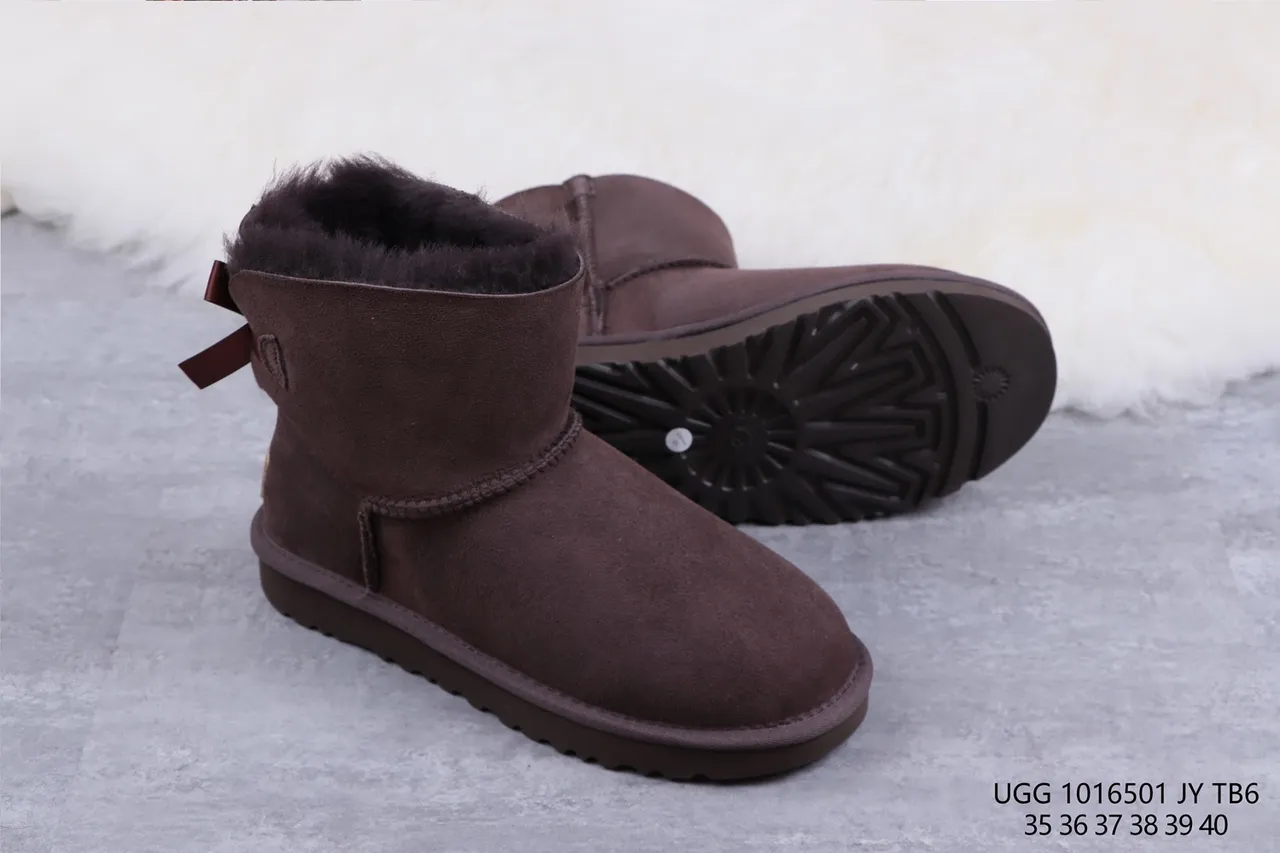 UGG Classic Mini Bow Chocolate Brown 雪靴 10