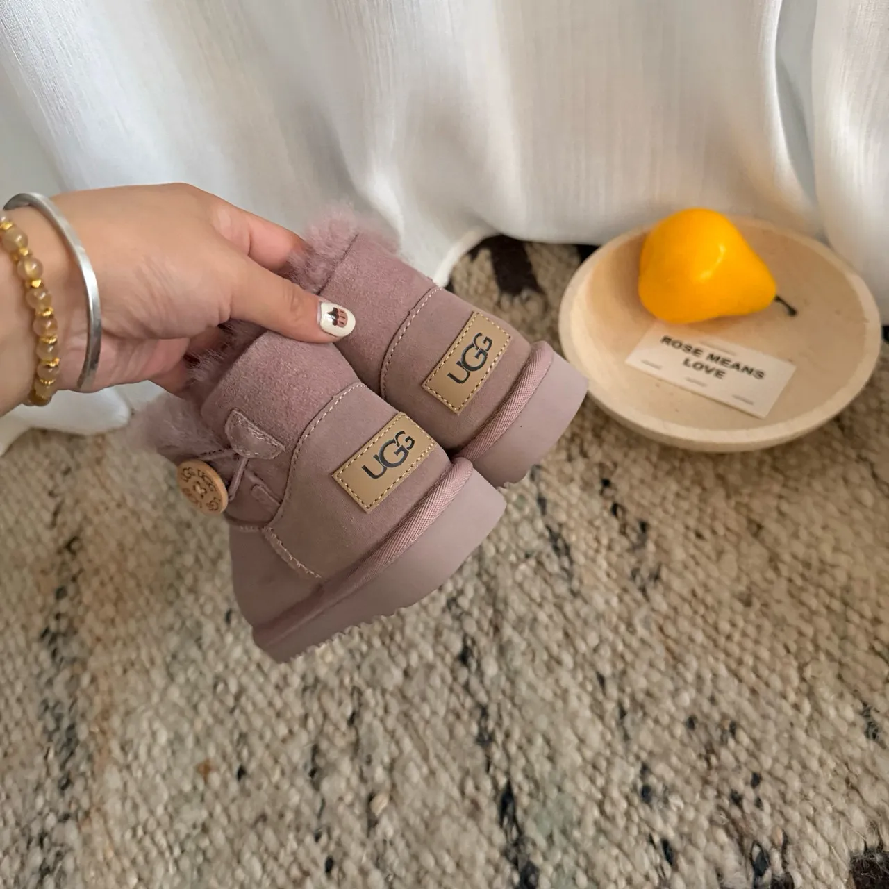 UGG Classic Mini 粉灰 Shearling-Lined 雪靴 7