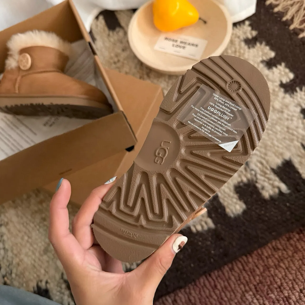 UGG Classic Mini 粉灰 Shearling-Lined 雪靴 13