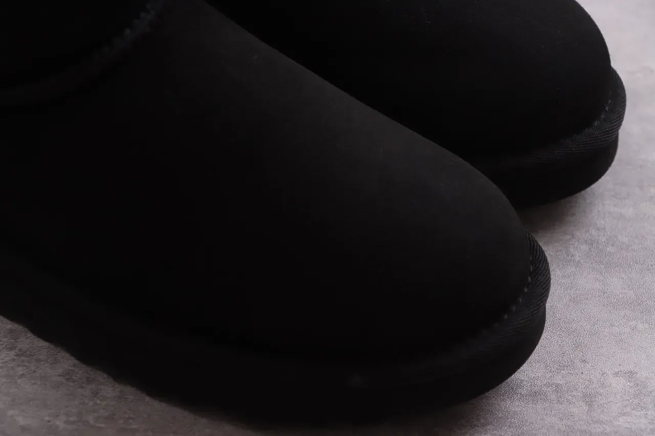 UGG Classic Short Black Suede Shearling-Lined Snow Boots 7