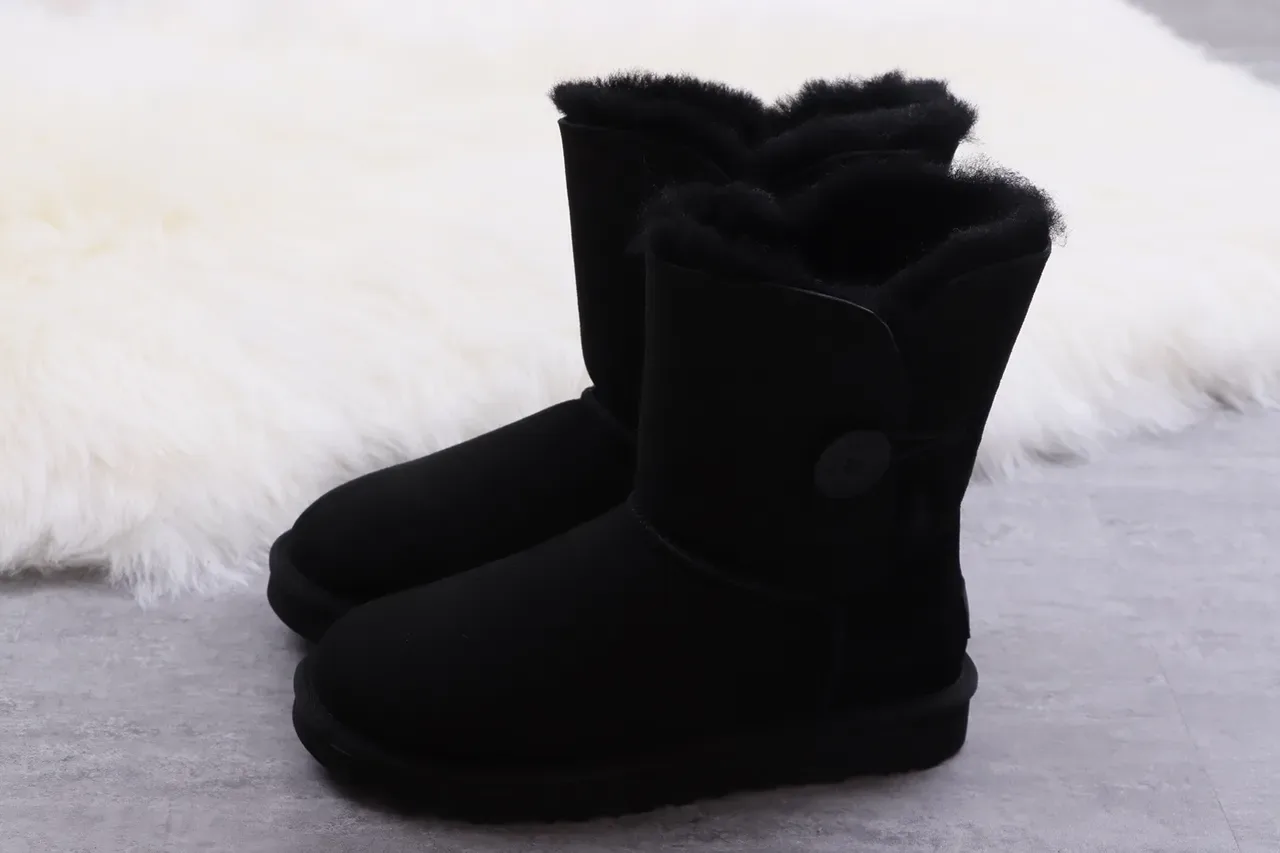 UGG Classic Short Black Suede Shearling-Lined Snow Boots 10