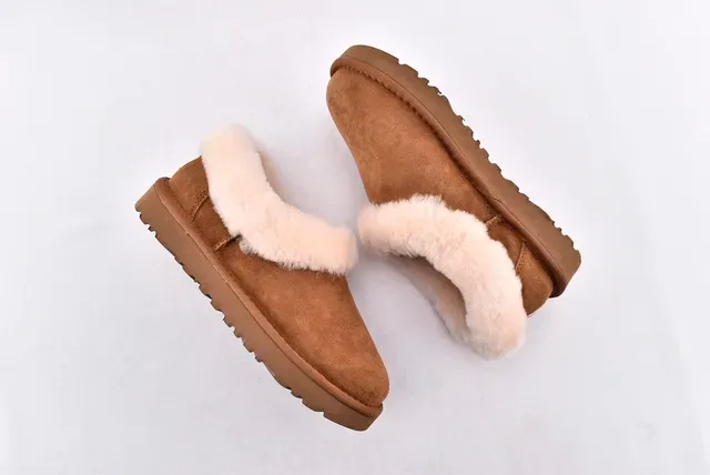 UGG Nita Chestnut সুয়েড শিয়ারলিং-লাইন্ড স্নো বুটস 12