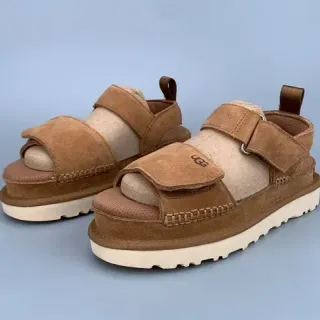 UGG Tasman Sandálias Casuais de Plataforma Marrom em Camurça