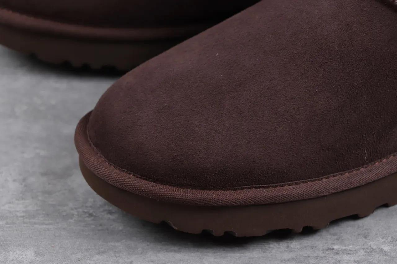UGG तास्मान भूरी सूड शियरलिंग-लाइन्ड एंकील बूट्स 6