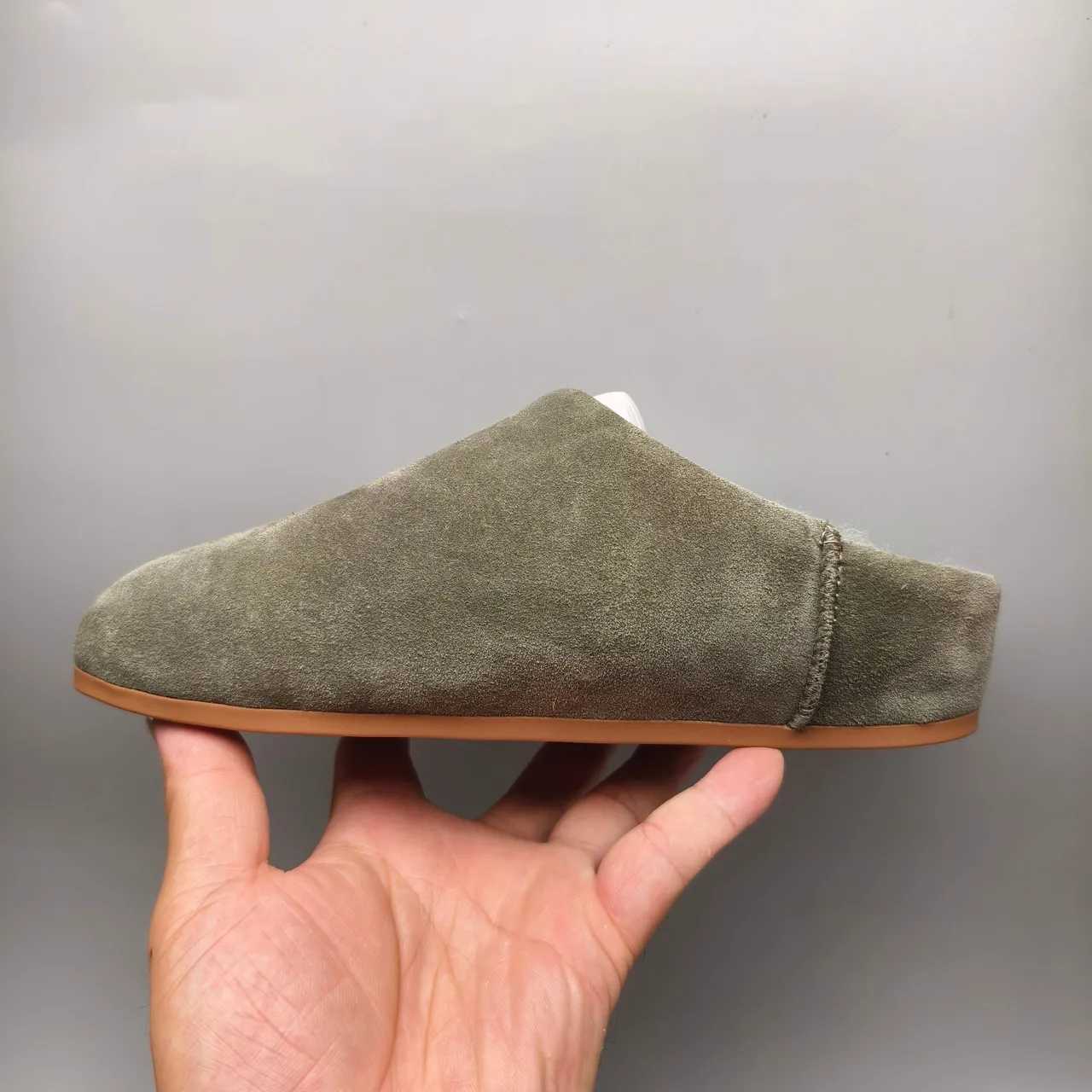 UGG Tasman 橄榄绿麂皮羊毛内衬拖鞋 7