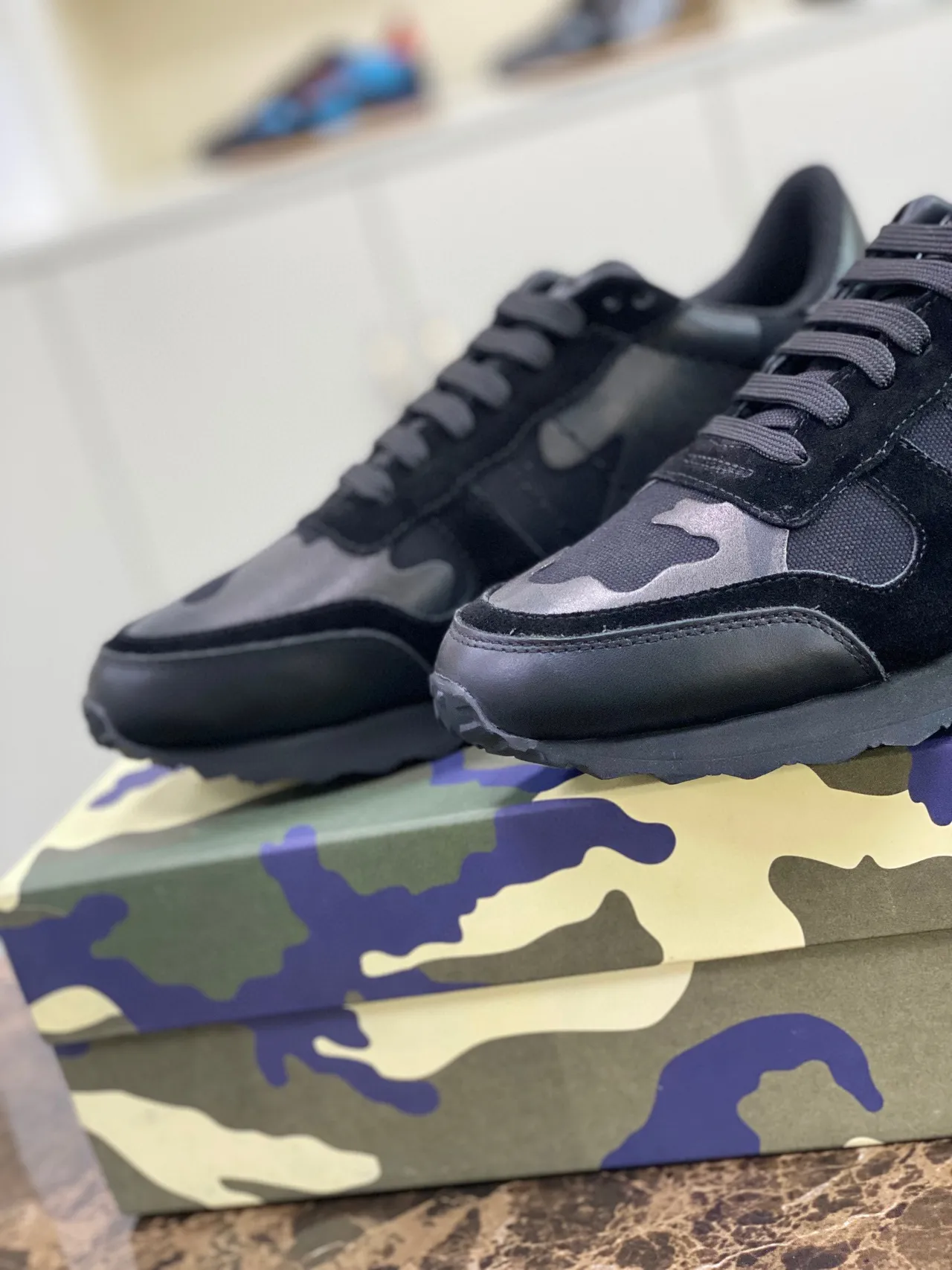 Valentino Black Army Green Camouflage Paneling Pyramid Stud Detailing Lifestyle Sneakers 8