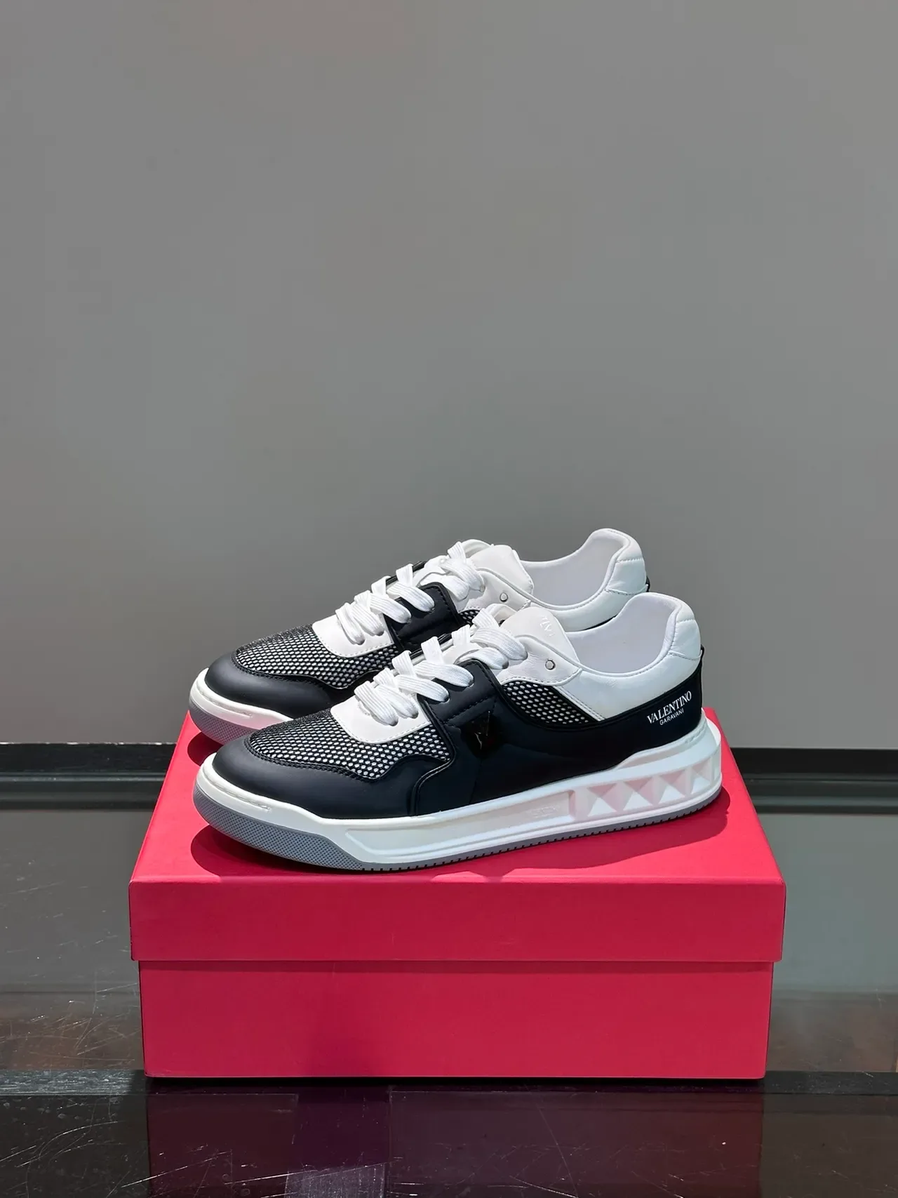Valentino Black White Mixed-Material Upper Perforated Mesh Panels Chunky Sneakers 5