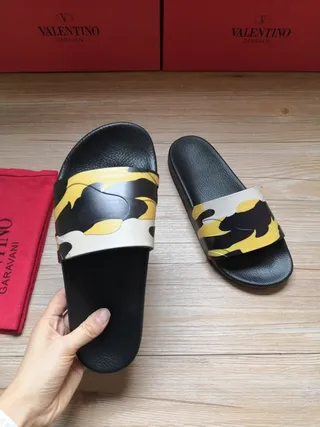 Valentino Garavani Camo Slide 黑色 黄色 白色 拖鞋 5