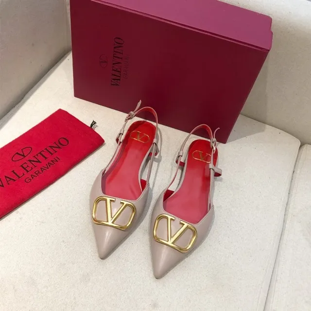 Valentino VLogo বিন্দু টো স্লিংব্যাক ব্যালে ফ্ল্যাট 7