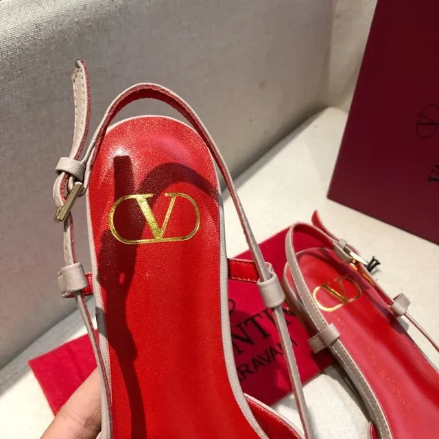 Valentino VLogo বিন্দু টো স্লিংব্যাক ব্যালে ফ্ল্যাট 8