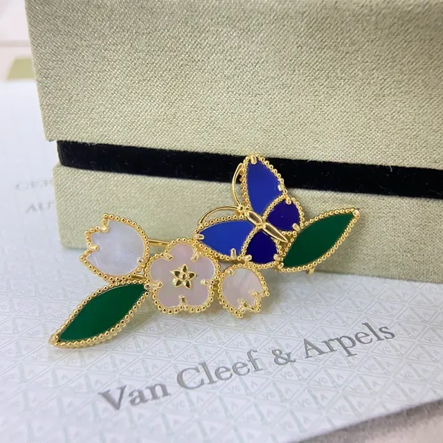 Van Cleef & Arpels ফুল এবং প্রজাপতি এনামেল এবং মাদার অফ পার্ল ব্রোচ 4