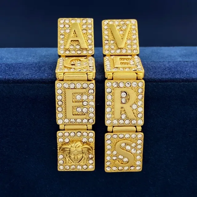 Brincos Versace Alphabet Letra-Bloque Ouro Prata Pavé-Crystal 6