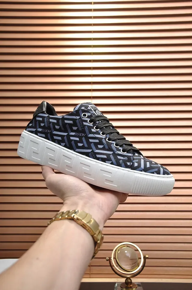 Versace Noir Bleu Géométrique Greca-Print Textile Upper White Cupsole Lifestyle Sneakers 7