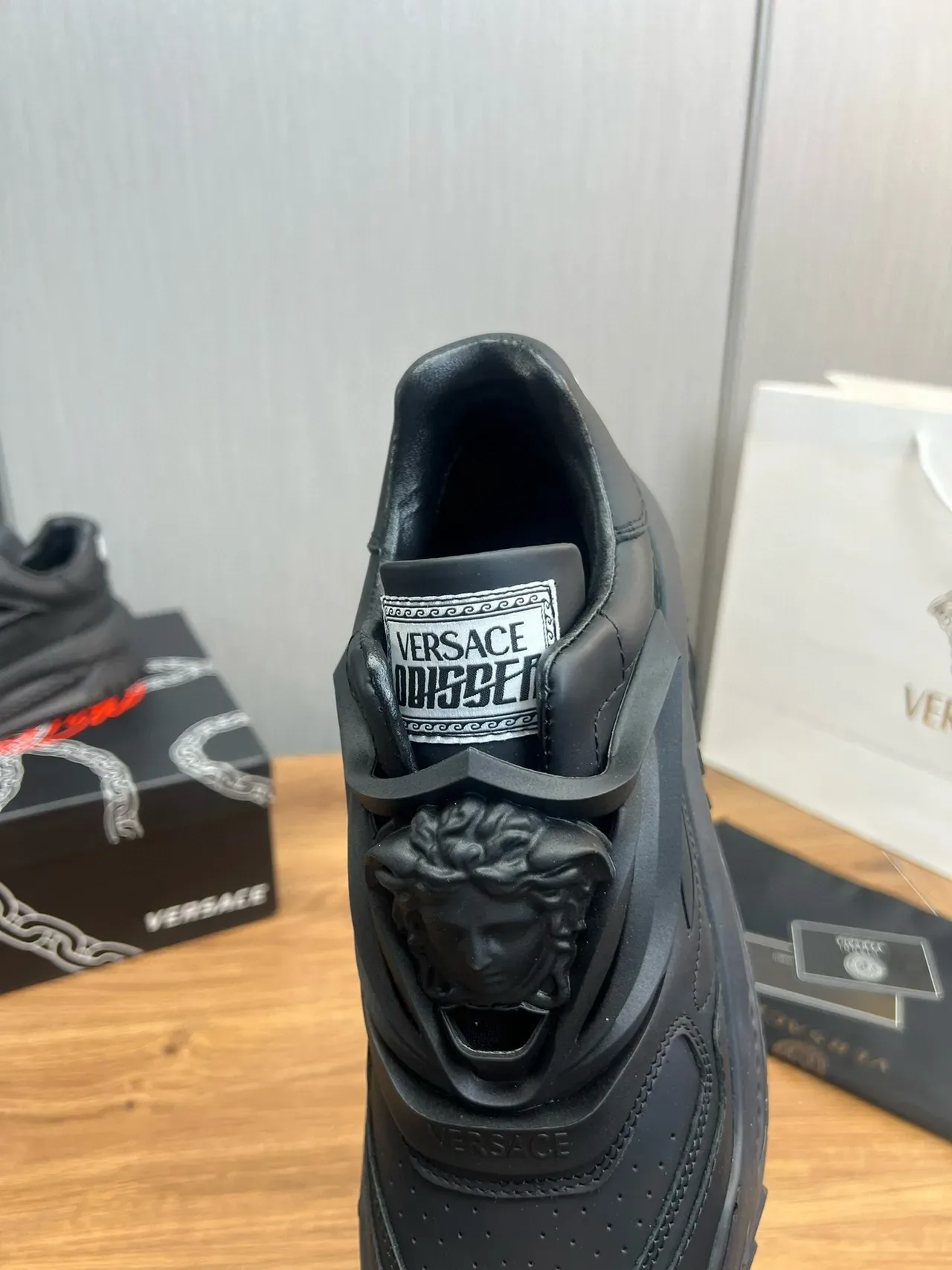 Versace Chain Reaction Monochrome Black Lifestyle Sneakers 8