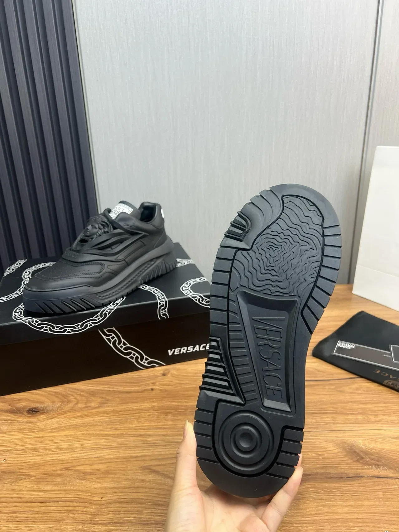 Versace Chain Reaction Monochrome Black Lifestyle Sneakers 9