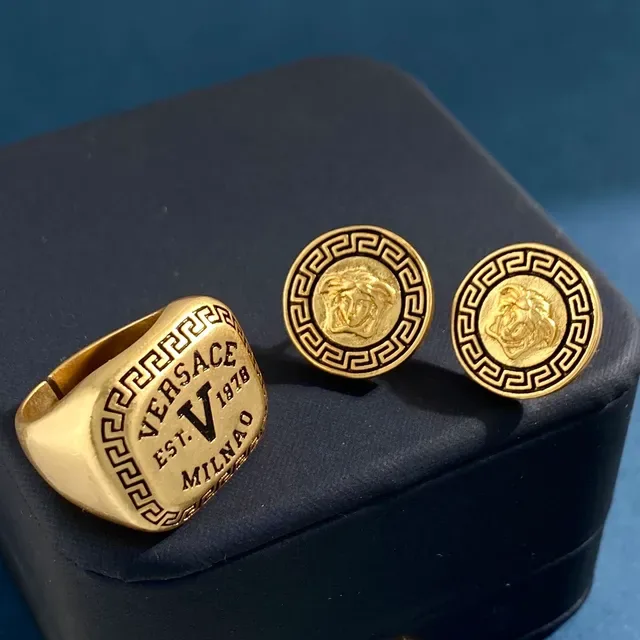 Bague Versace Or Signet-Style Gravé Greca Border 2