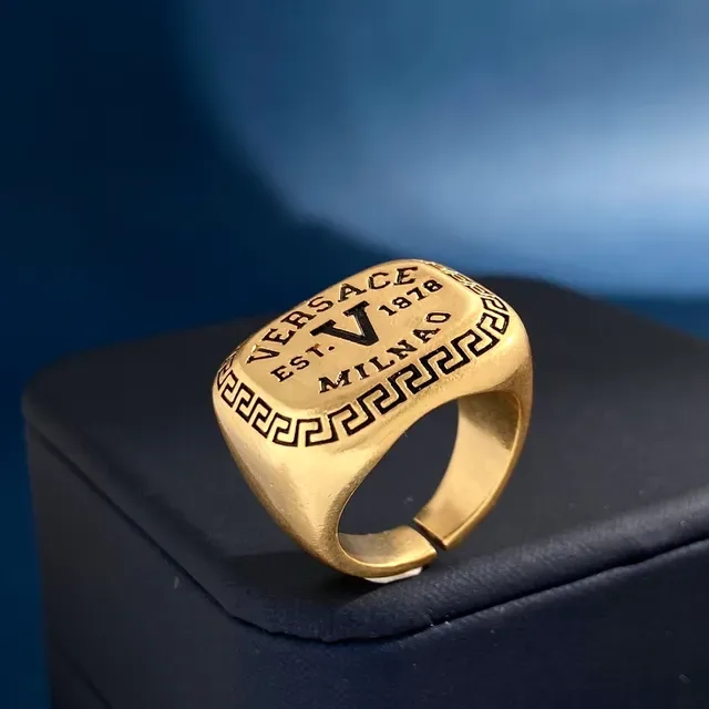 Bague Versace Or Signet-Style Gravé Greca Border 3