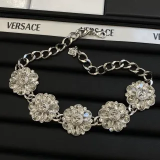Versace মেডুসা ফ্লাওয়ার ক্রিস্টাল হার