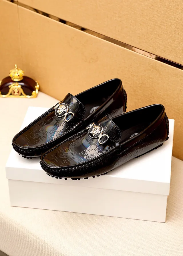 Versace Medusa Mocassim Preto Couro Patentado Holográfico 8