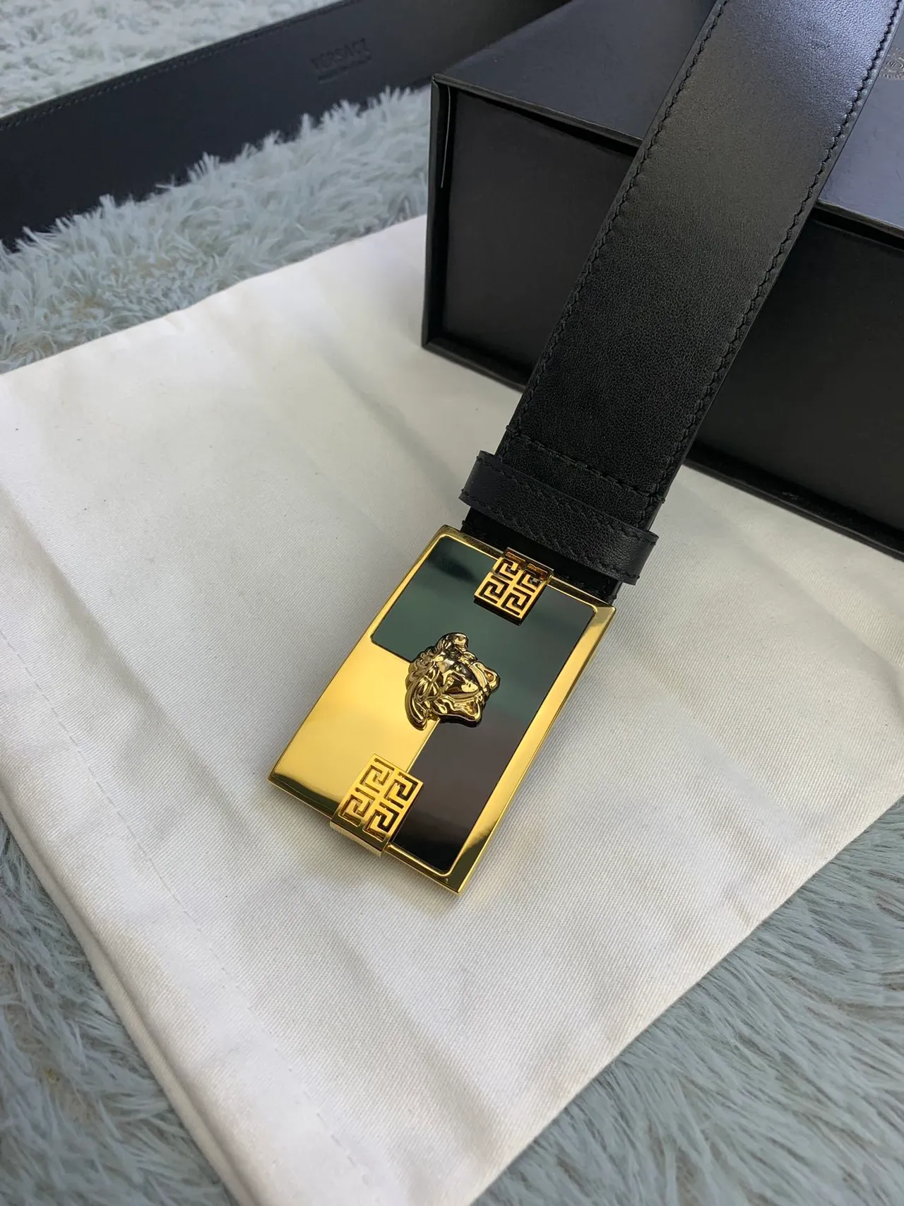 Versace Odissea أسود ذهبي ناعم مستطيل إبزيم جلد حزام 5