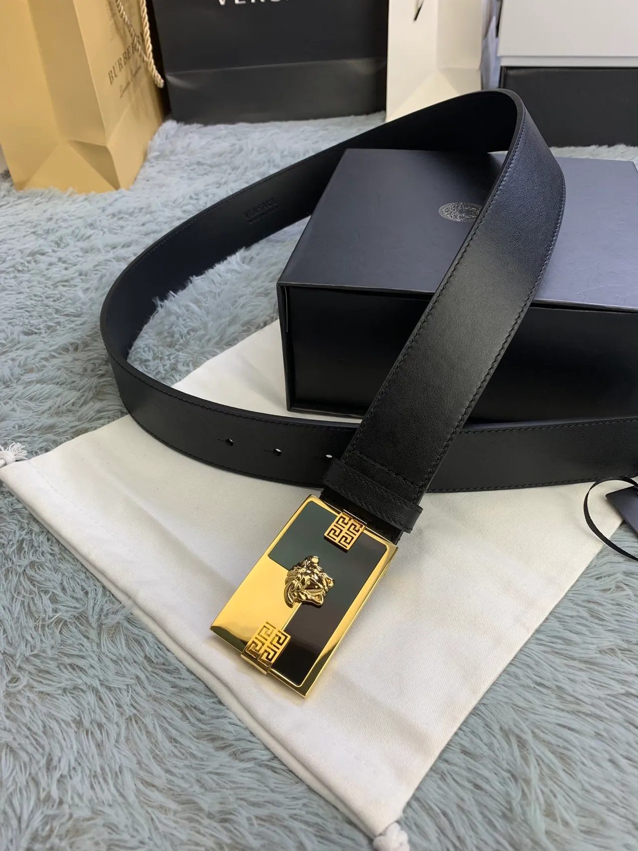Versace Odissea أسود ذهبي ناعم مستطيل إبزيم جلد حزام 8