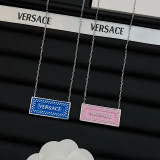Versace 徽章蓝色粉色长方形珐琅钉饰边框项链
