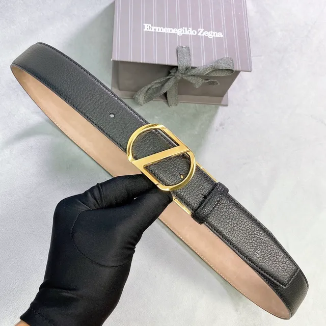 Zegna D-Buckle Belt काला पेबल्ड चमड़ा स्वर्ण टोन बकल चमड़ी का बेल्ट 4