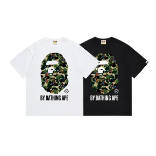 A Bathing Ape تيشيرت أبيض متعدد الألوان بياقة دائرية وطباعة جرافيك