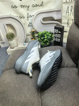 Adidas أحذية رياضية أسلوب حياة بيج رمادي شبكة مهندسة علوية منحوتة بوست وسادة وسطية 6