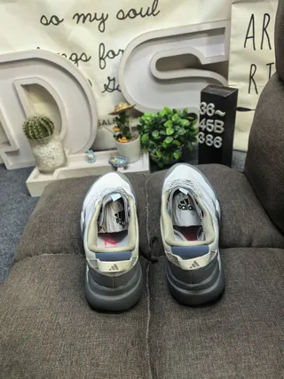Adidas أحذية رياضية أسلوب حياة بيج رمادي شبكة مهندسة علوية منحوتة بوست وسادة وسطية 8