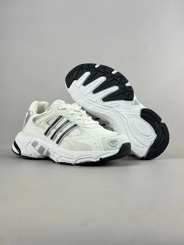 Adidas Black Green Midsole Mesh-Synthetic Hybrid Upper Chunky Sneakers 23