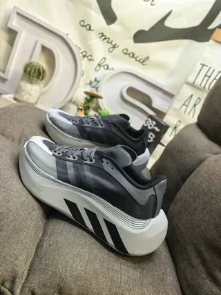 Adidas Zapatos Negros Blancos Suela Esculpida En Capas Parte Superior De Malla Y Sintético Sneakers Lifestyle 7