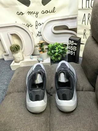 Adidas Zapatos Negros Blancos Suela Esculpida En Capas Parte Superior De Malla Y Sintético Sneakers Lifestyle 8