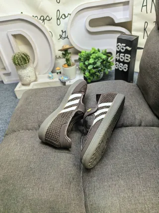 Adidas Zapatillas Lifestyle Marrón Blanco Sin Cordones Inspiradas en Mary Jane Superior de Malla 6
