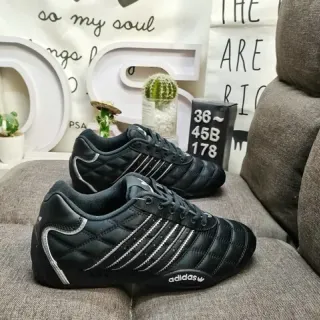 Adidas Copa أحذية رياضية سوداء فضية علوية مبطنة لوح جانبي ثلاث شرائط