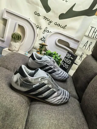Adidas Copa Silver Black Sin cordones Bajo Superior Texturizado Metálico Zapatos de fútbol interior 9