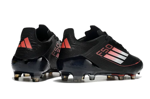 Adidas F50 কালো লাল লো-কাট নিট উপর গ্রেডিয়েন্ট স্ট্রাইপ ওভারলে ফার্ম গ্রাউন্ড সকার শোজ 5
