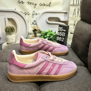 Adidas Gazelle 粉色波点麂皮生活球鞋