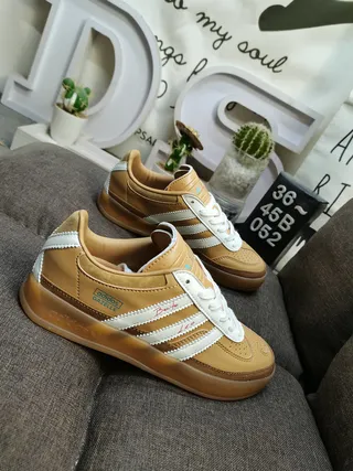 Adidas Gazelle Tan Suede tênis lifestyle 9