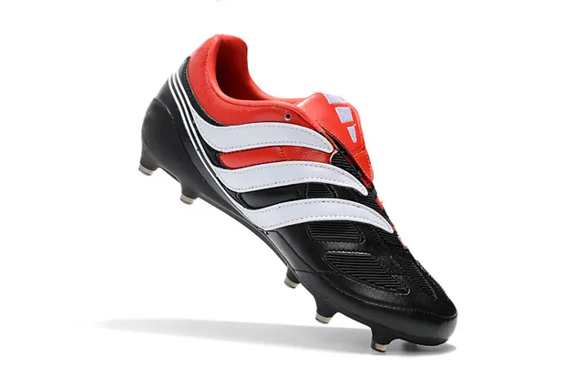 Adidas Sapatos de Futebol com upper sintético Gold Black Metallic, superposição Three-Stripe Overlay, para gramado firme 10
