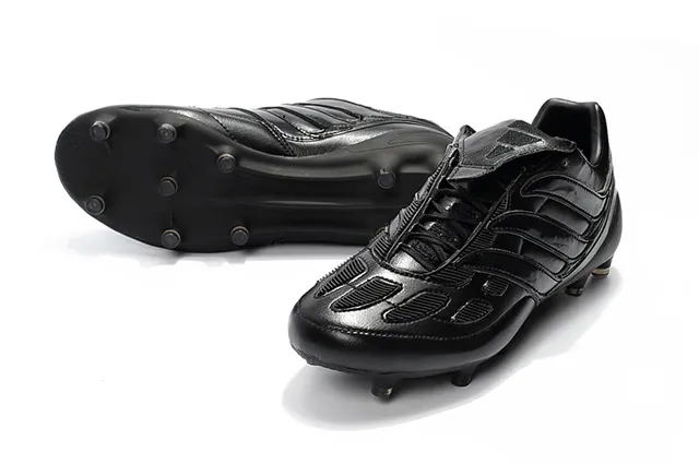 Adidas Sapatos de Futebol com upper sintético Gold Black Metallic, superposição Three-Stripe Overlay, para gramado firme 22