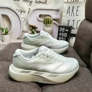 أديداس Lightstrike Pro Off-White أحذية لايف ستايل