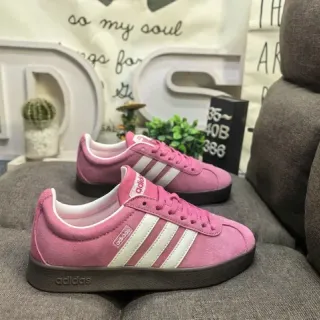 أديداس وردي أبيض سويد أعلى Three Stripes أحذية رياضية لايف ستايل