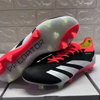 Adidas Predator Noir Rouge Lacets Asymétriques Texturé Synthétique Supérieur Firm-Ground Chaussures de Football